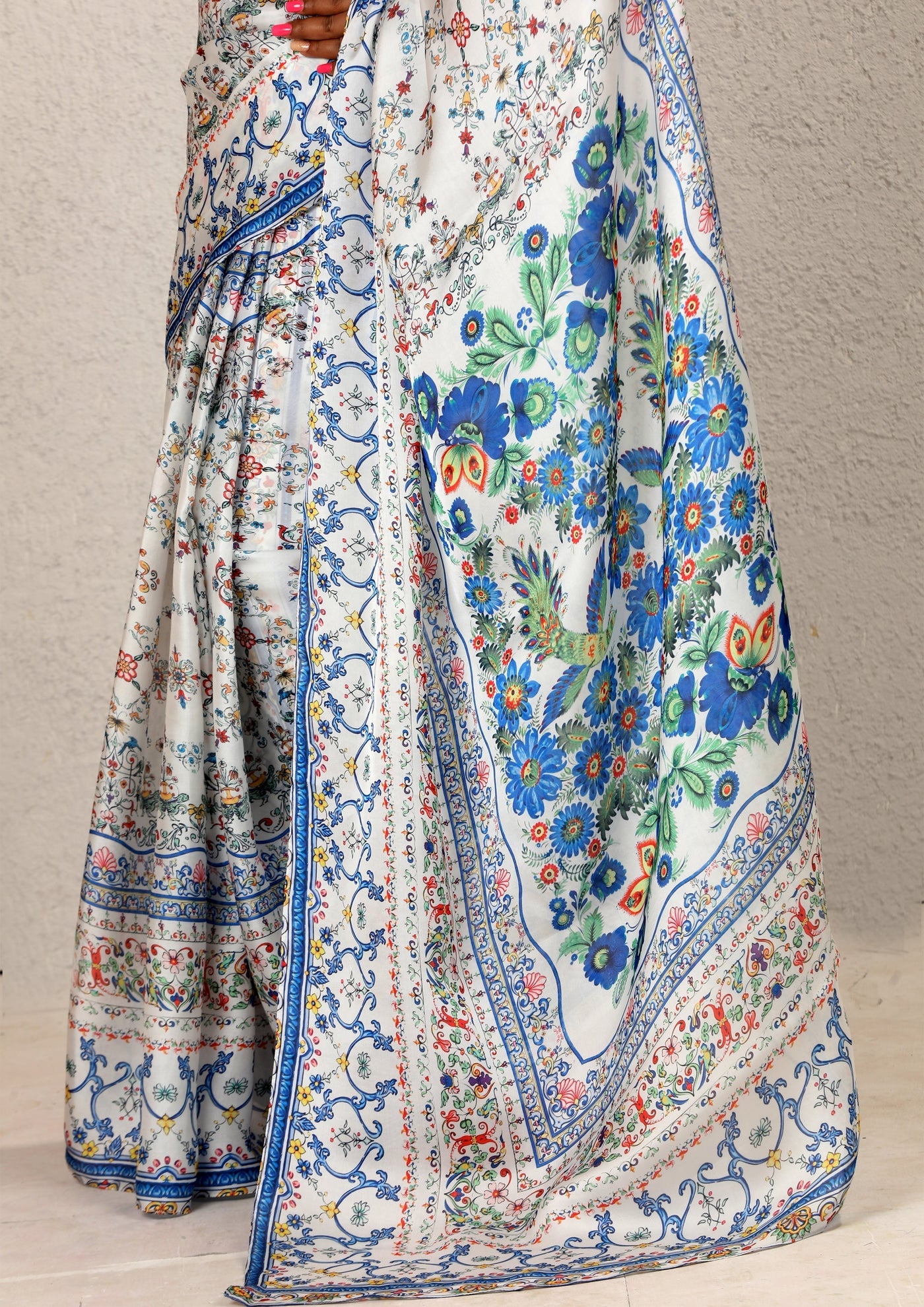 Soothing Birds and Florals Saree