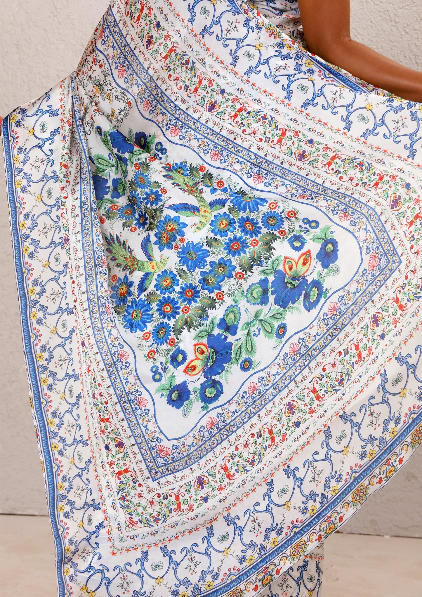 Soothing Birds and Florals Saree