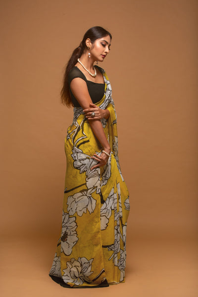Dazzling Floral Satin Print Saree