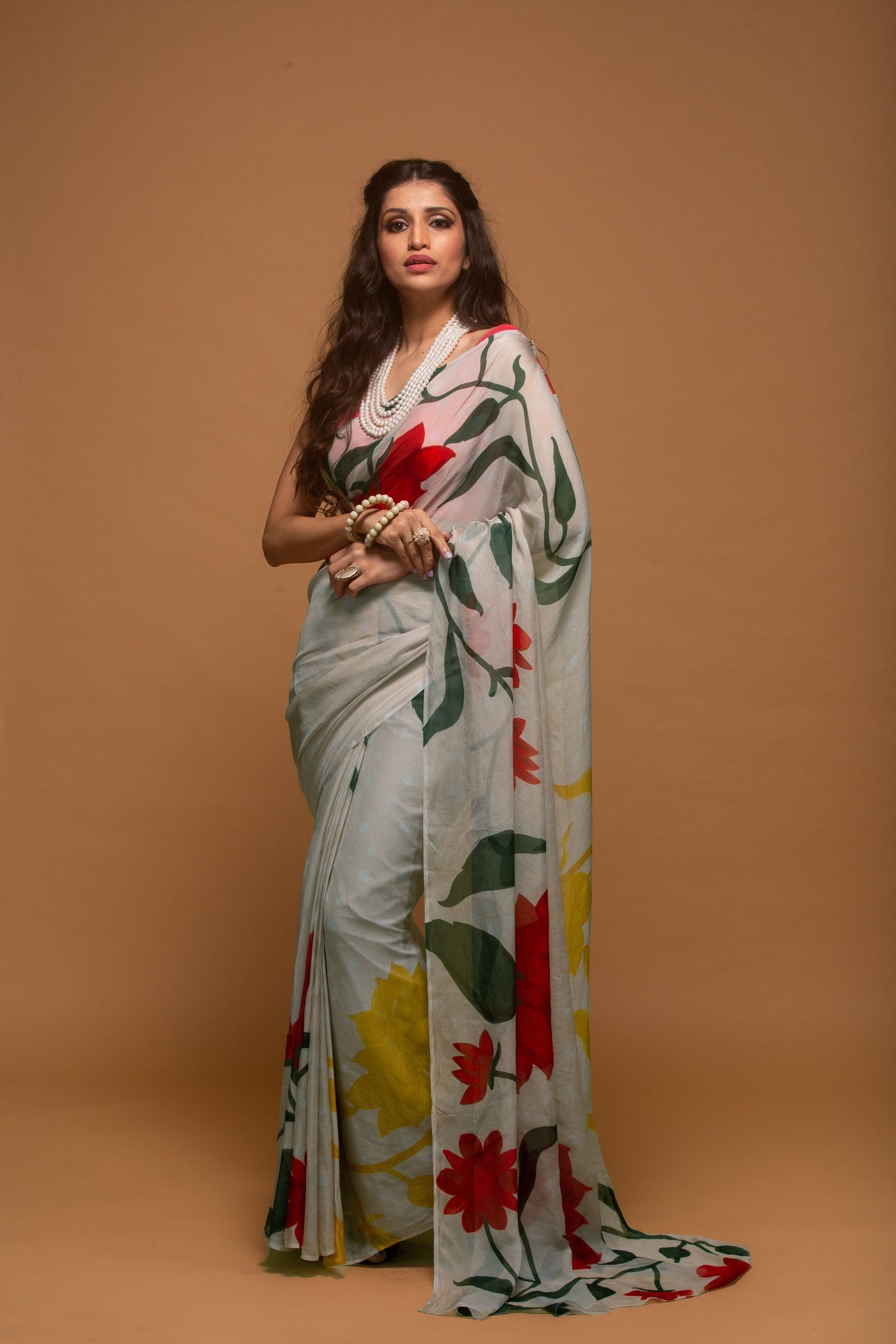 Radiating Floral Satin Print Saree