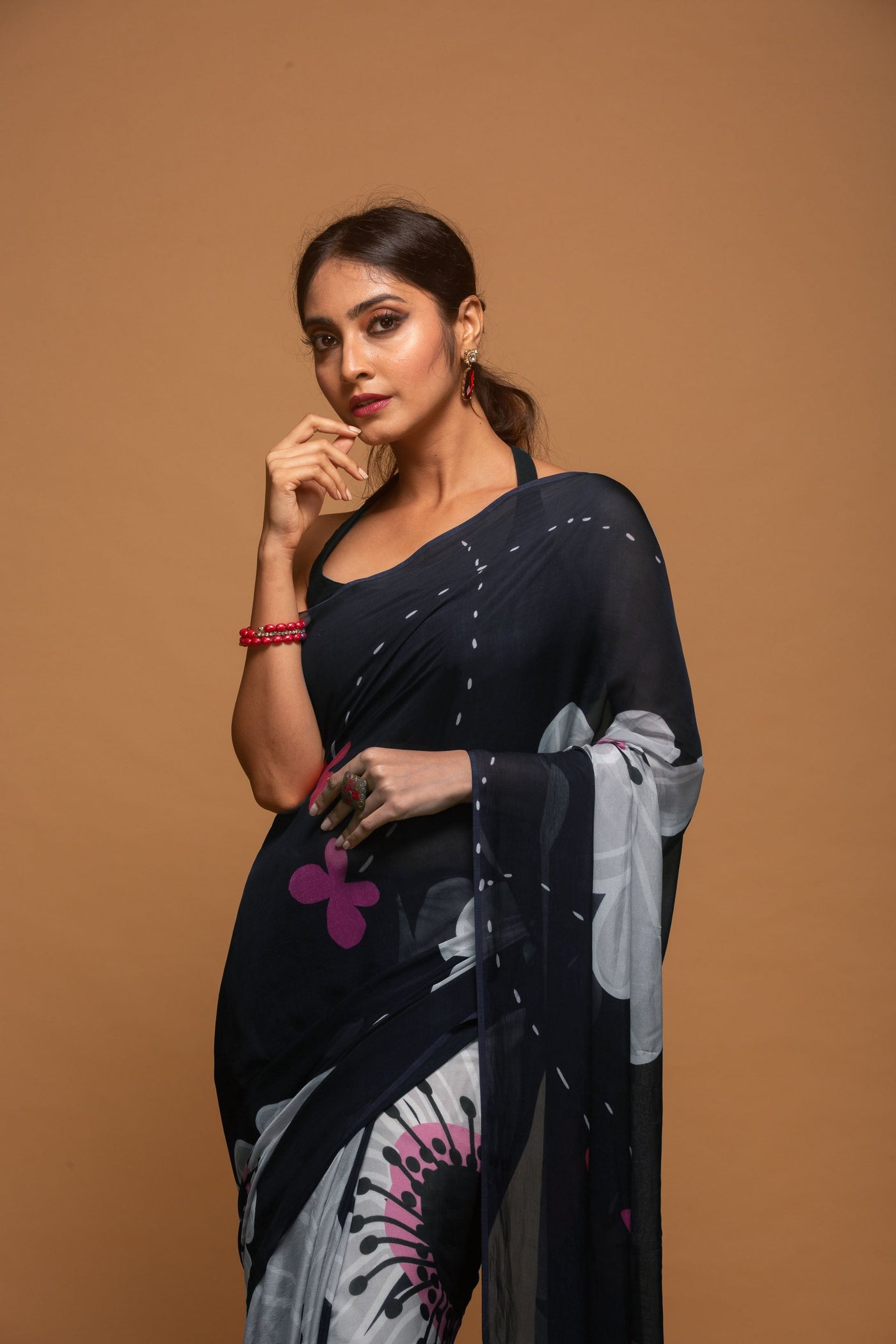 Noir Blooms saree
