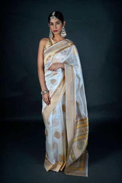The Auspicious White Weave
