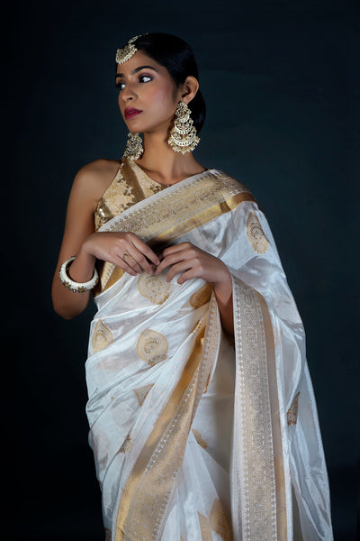The Auspicious White Weave