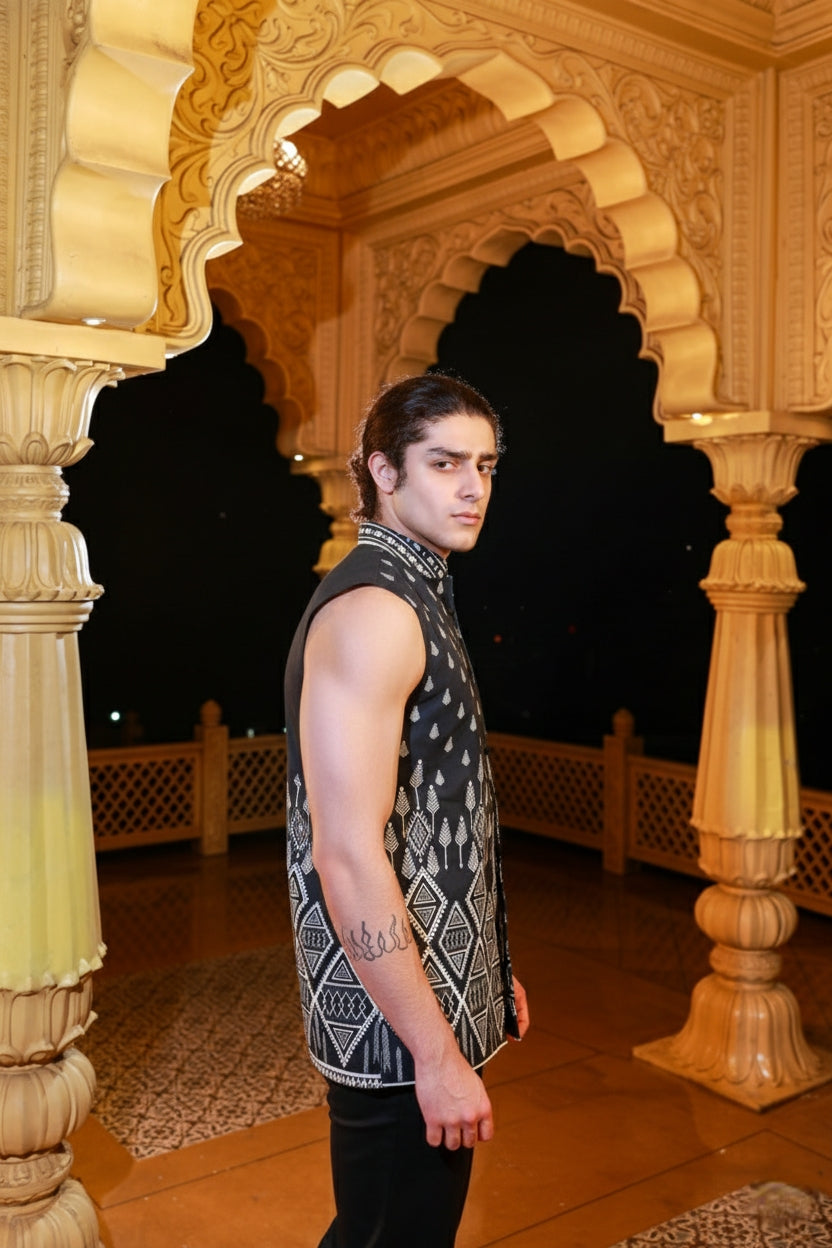 Lambodara Cotton Print Bundi Jacket