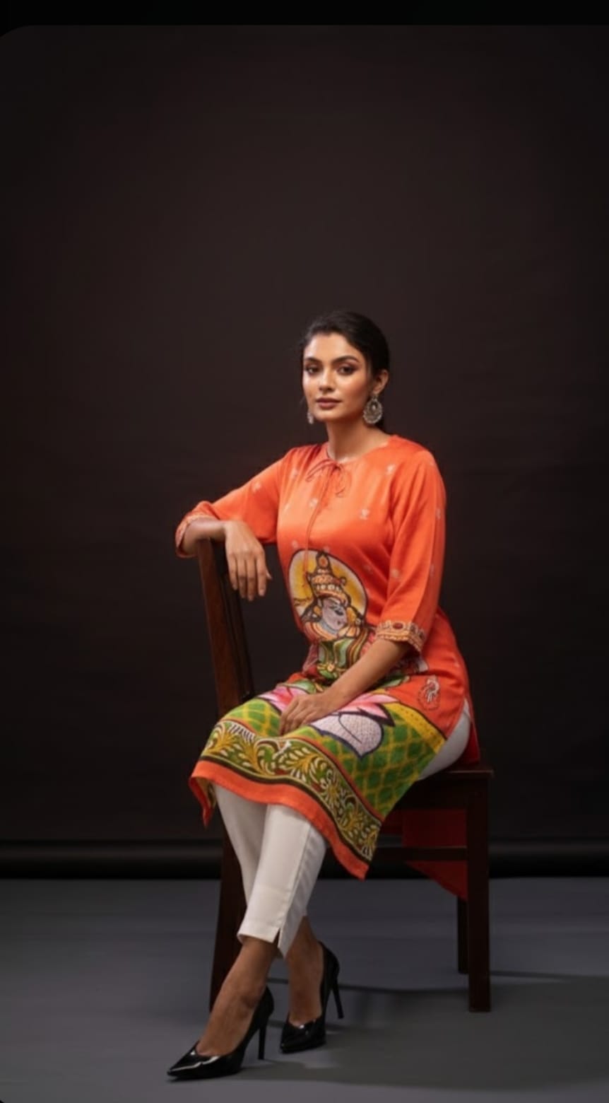 Goddess Saraswati Spun Print Tunic